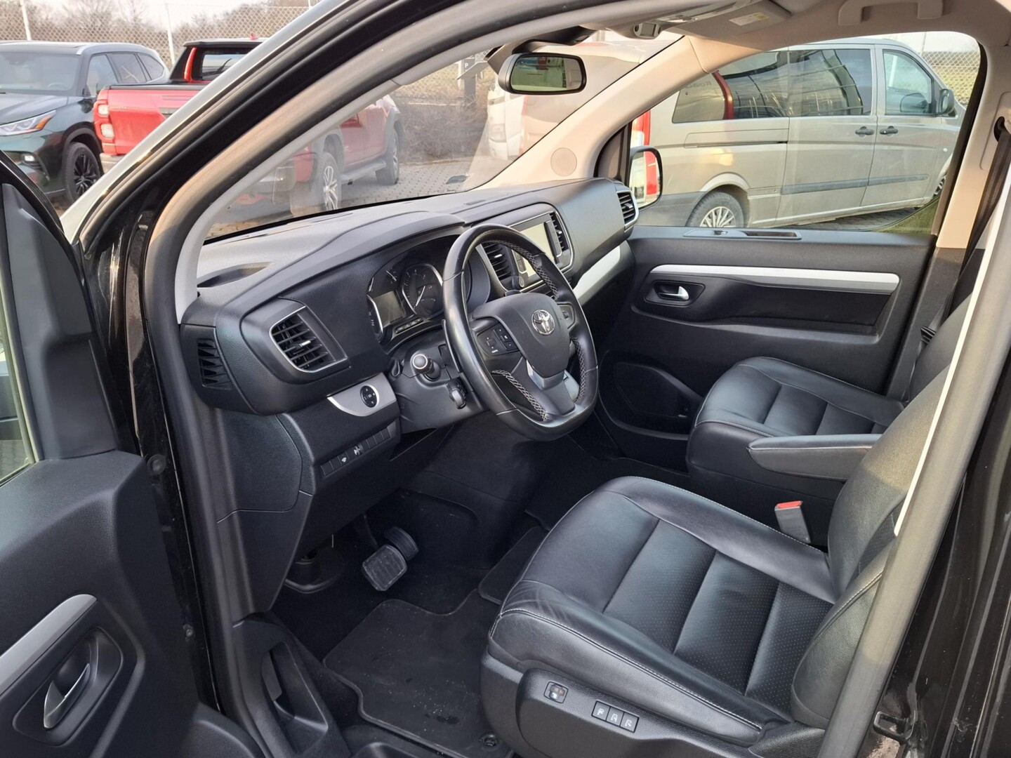 Toyota PROACE