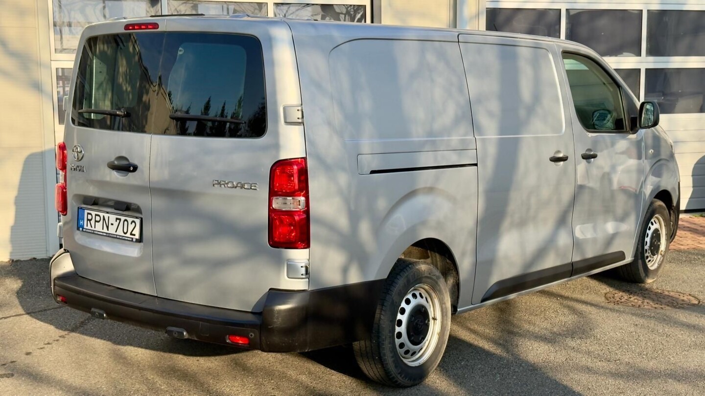 Toyota PROACE