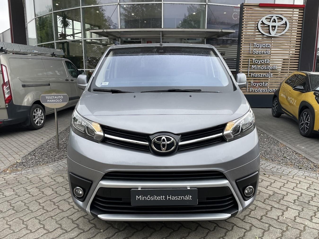 Toyota PROACE