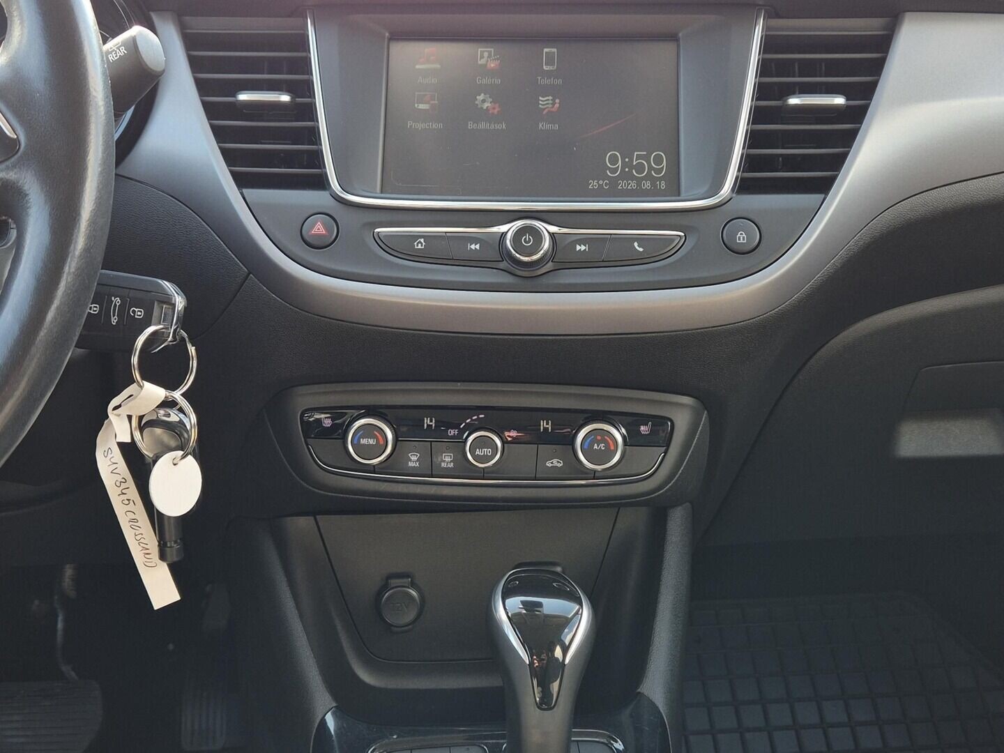 Opel Crossland X
