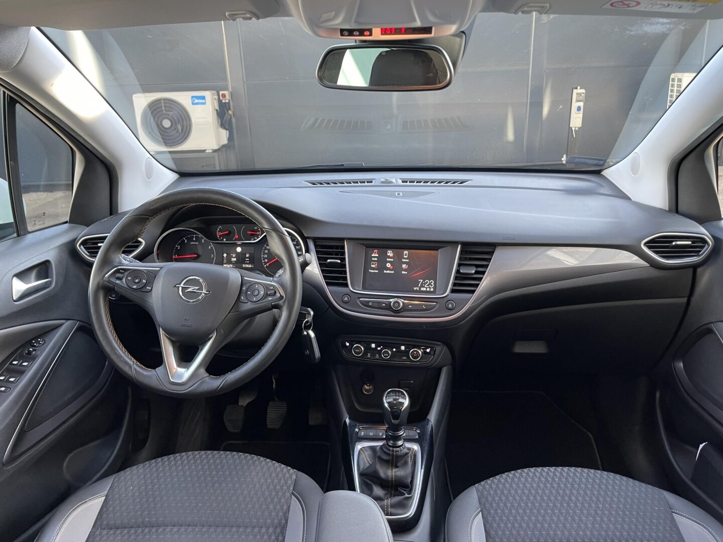 Opel Crossland X