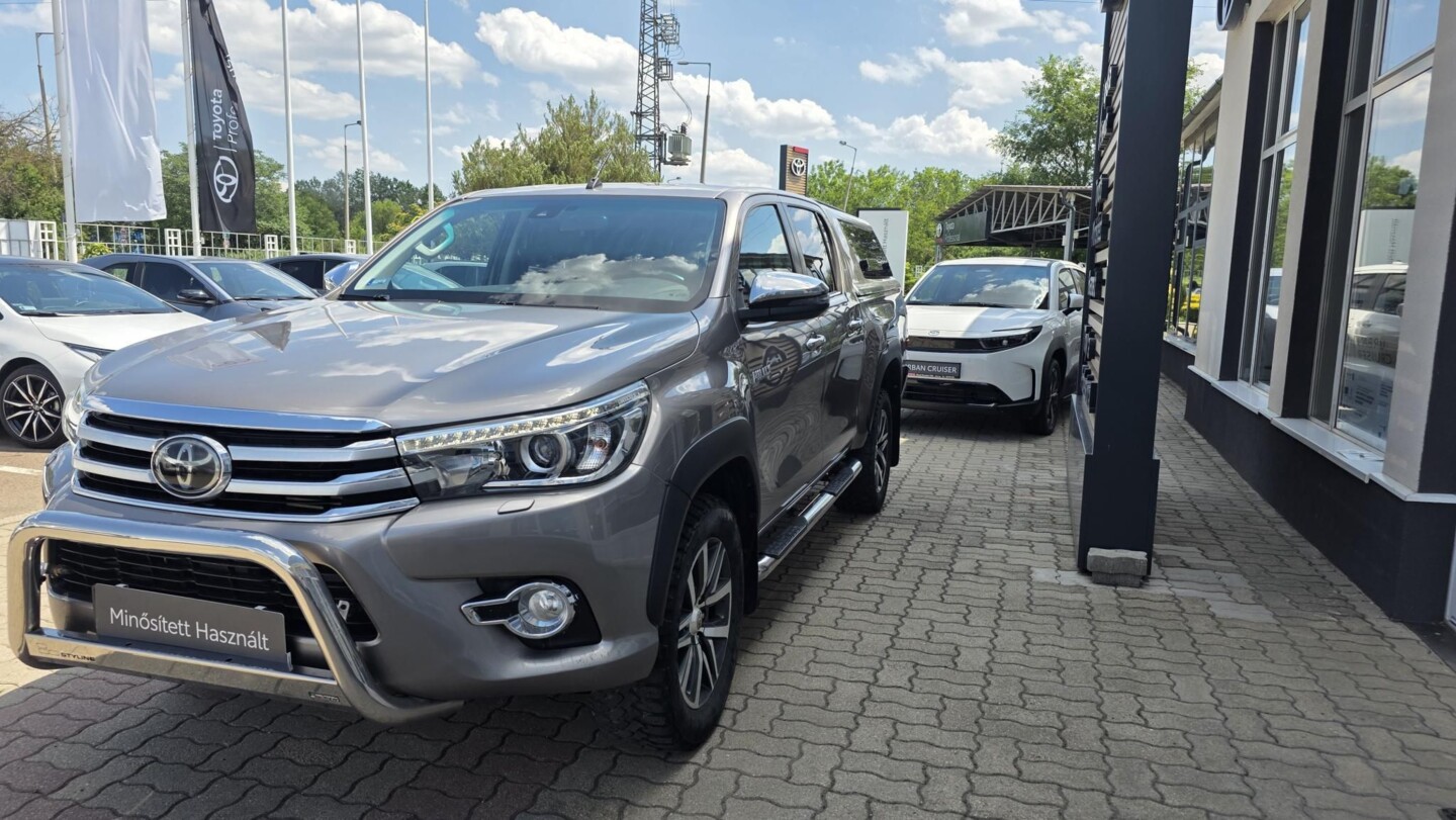 Toyota Hilux
