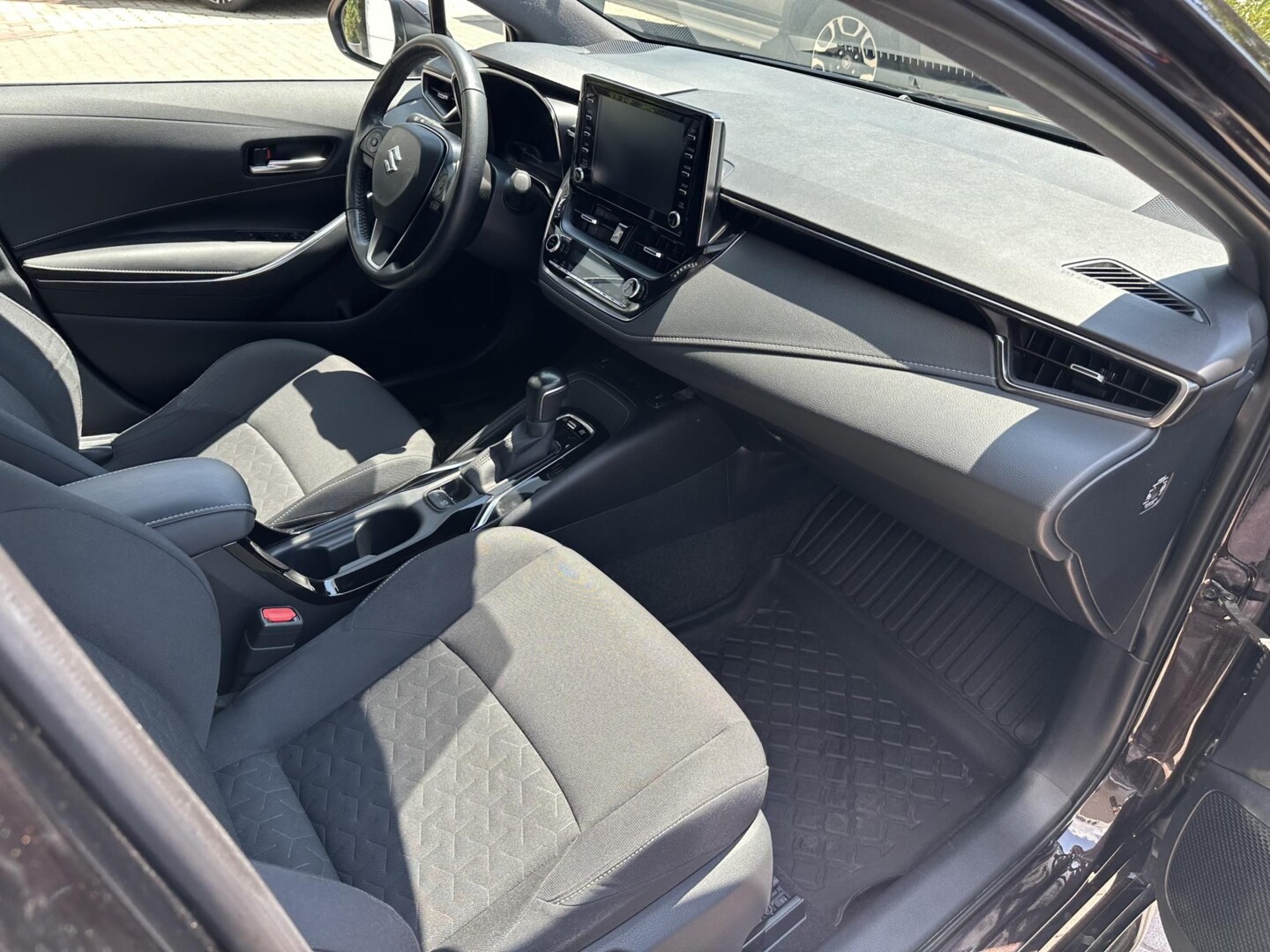 Suzuki Swace