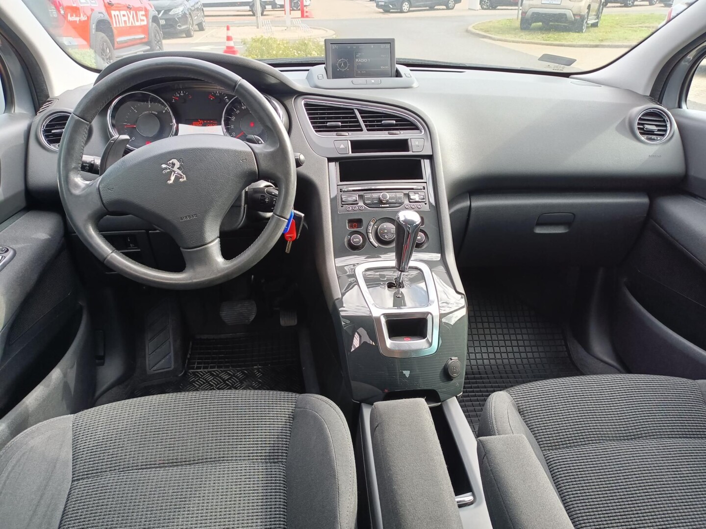 Peugeot 5008