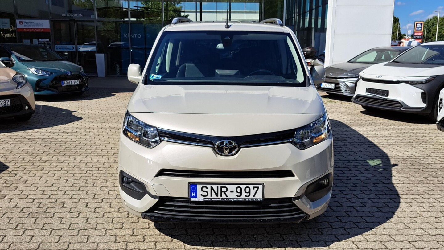 Toyota PROACE