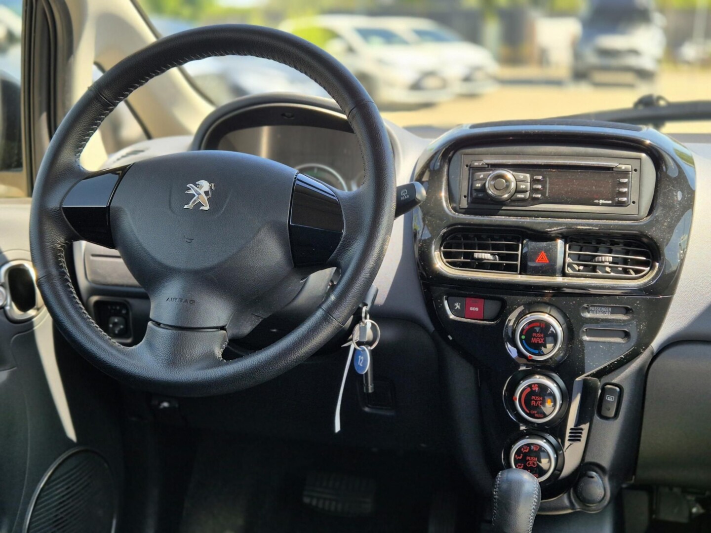 Peugeot iOn