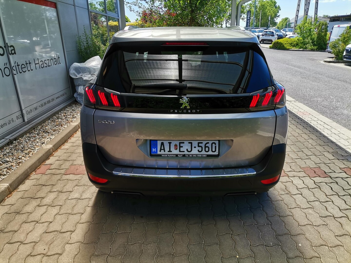 Peugeot 5008