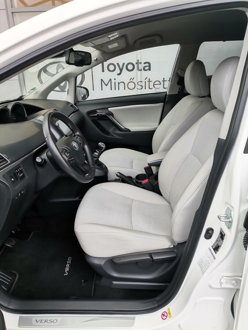 Toyota Verso