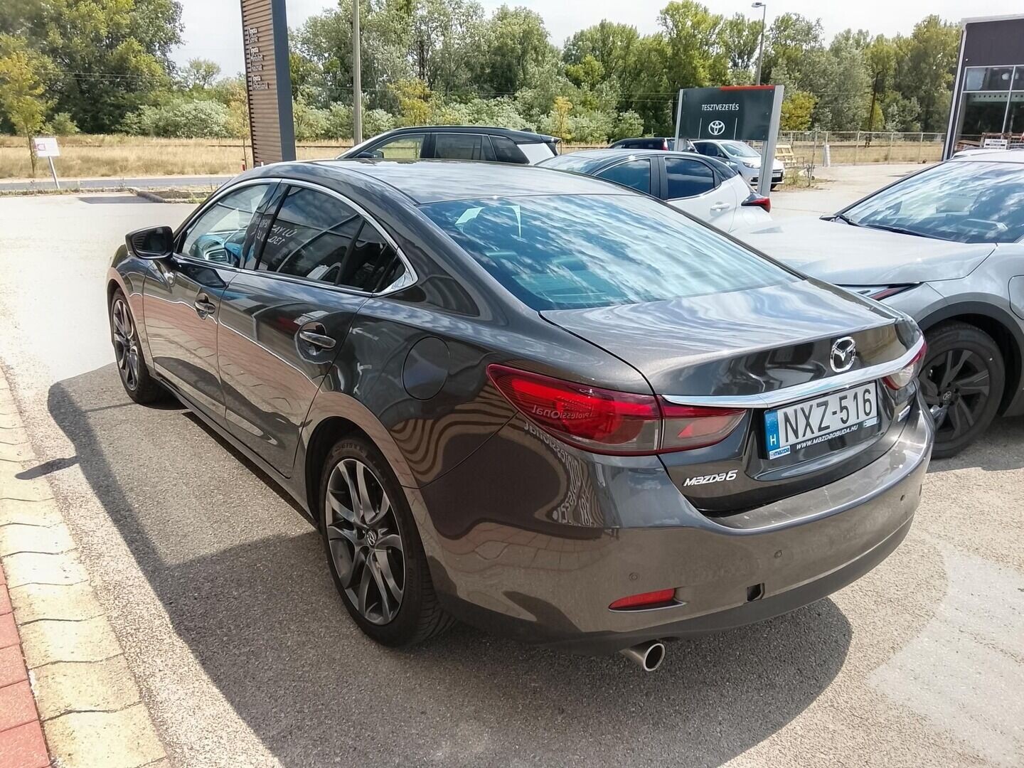 Mazda 6
