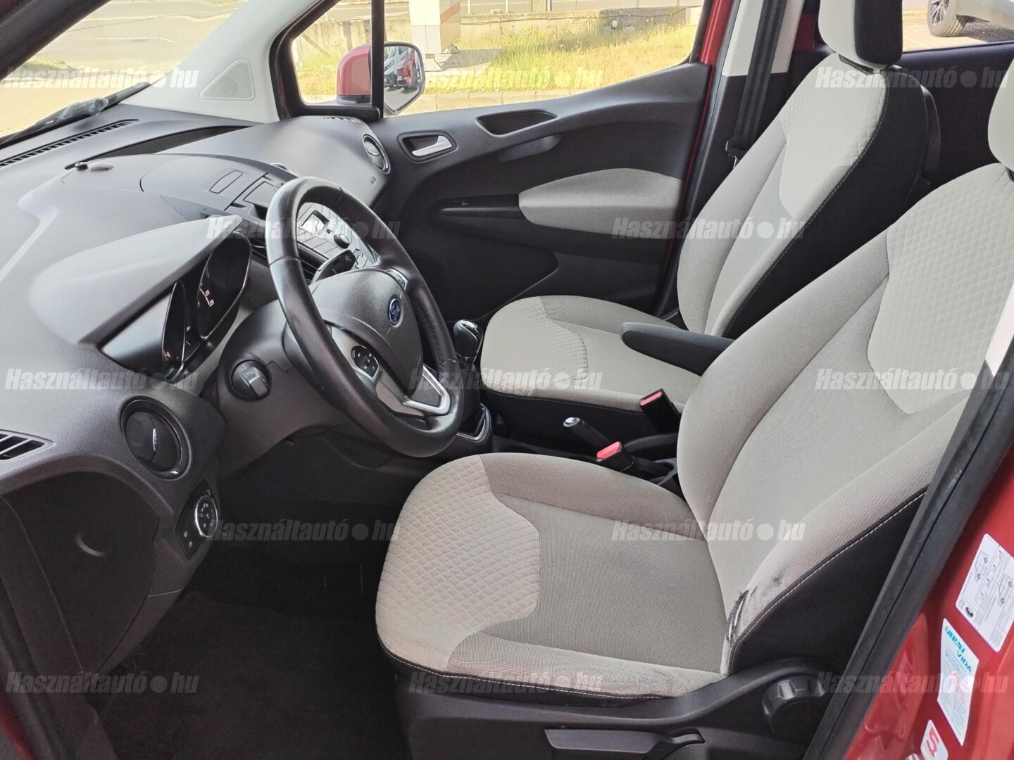 Ford Transit Courier