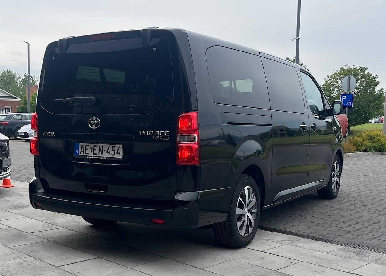 Toyota PROACE