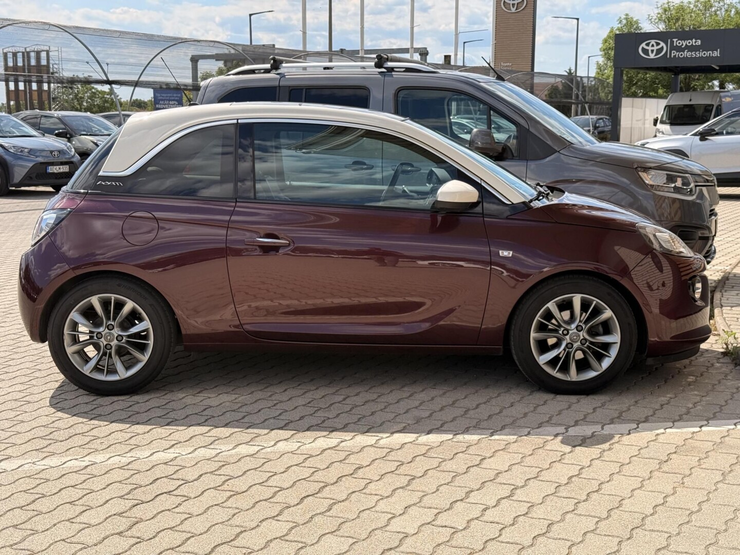 Opel Adam