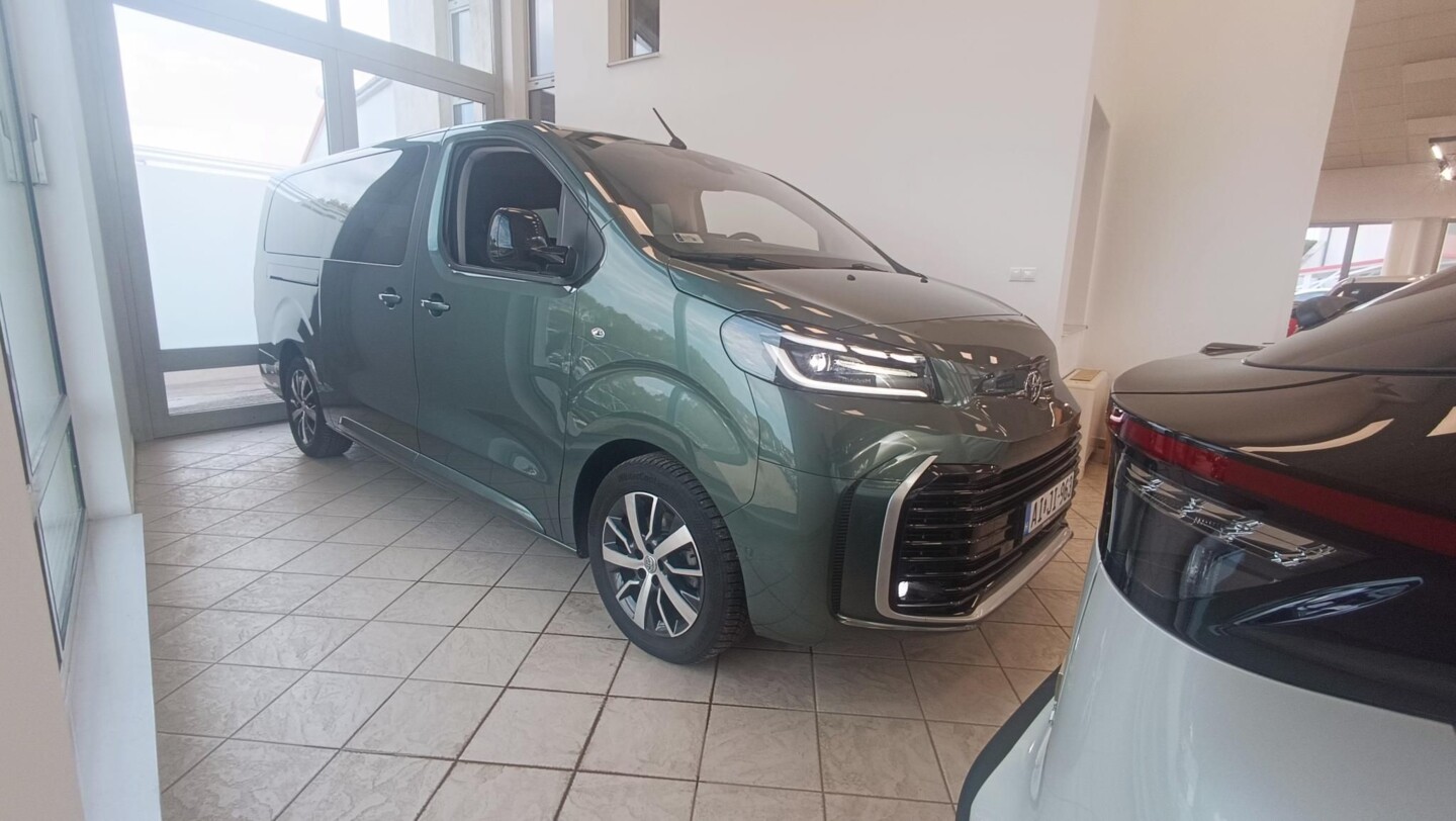 Toyota PROACE