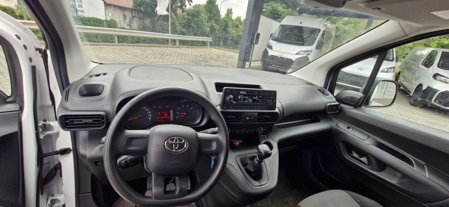 Toyota PROACE