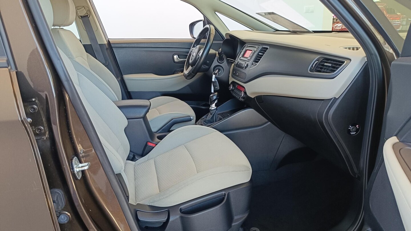 Kia Carens