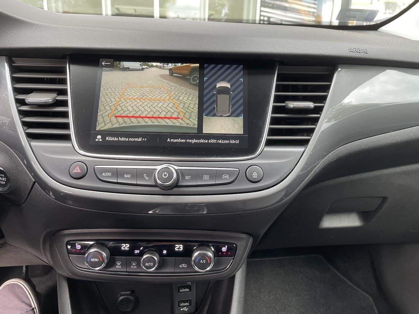 Opel Crossland X