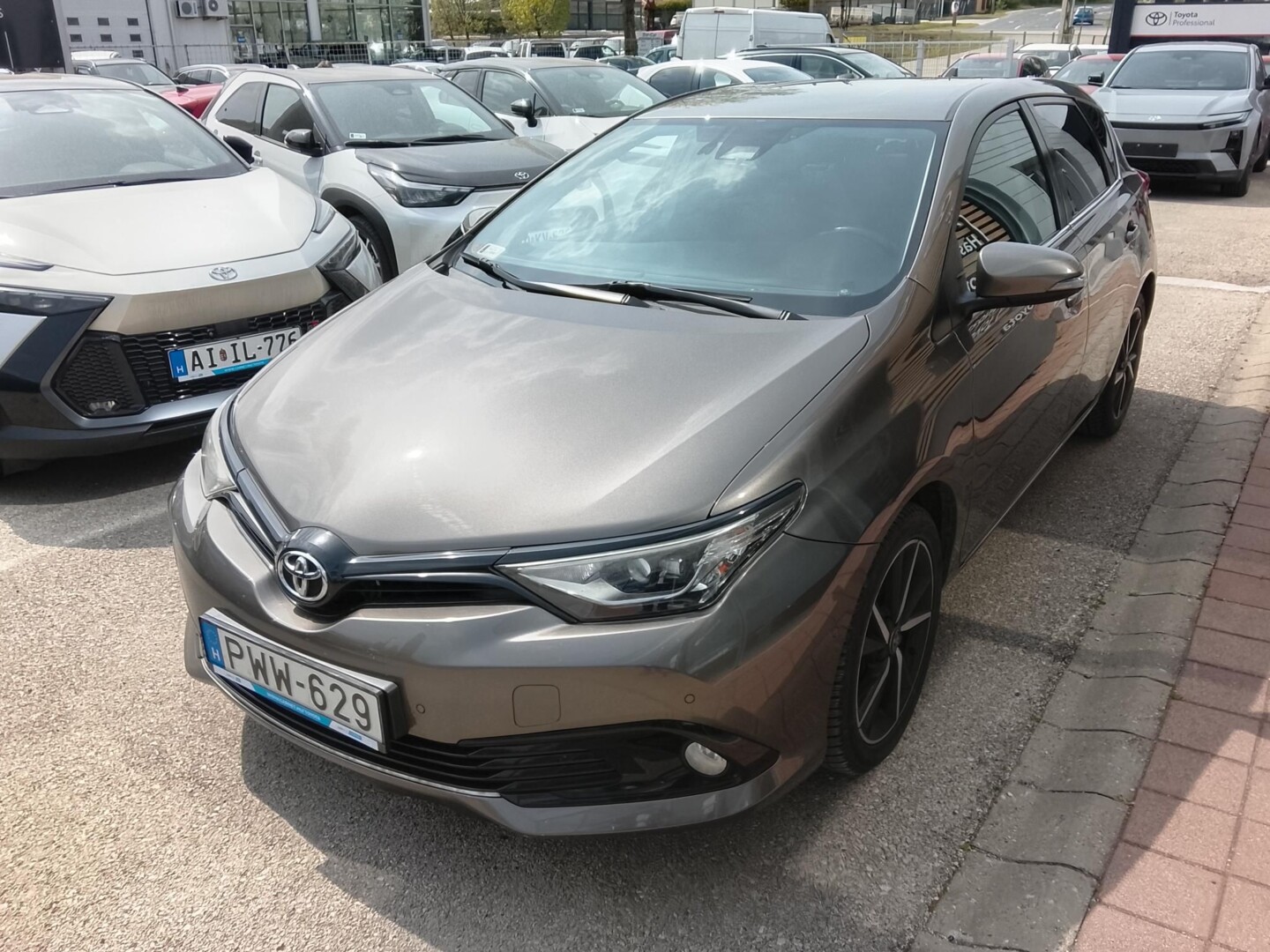 Toyota Auris