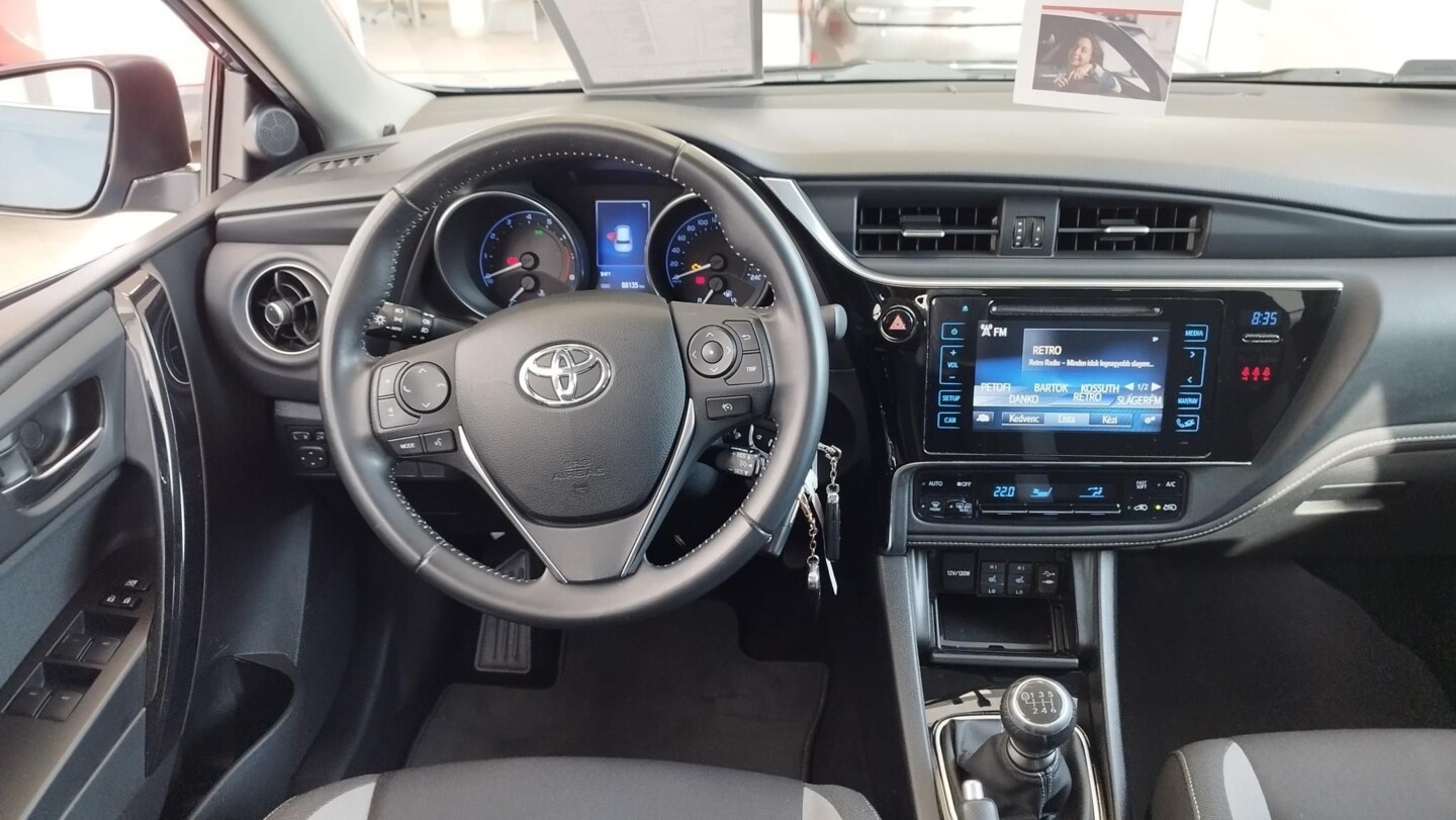 Toyota Auris