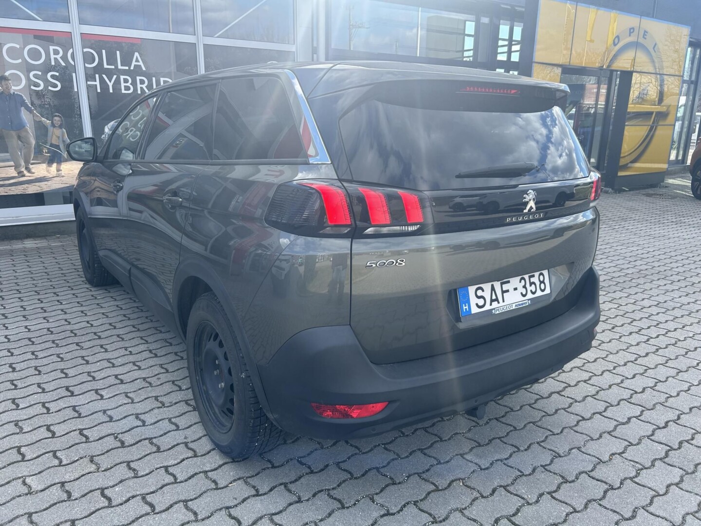 Peugeot 5008