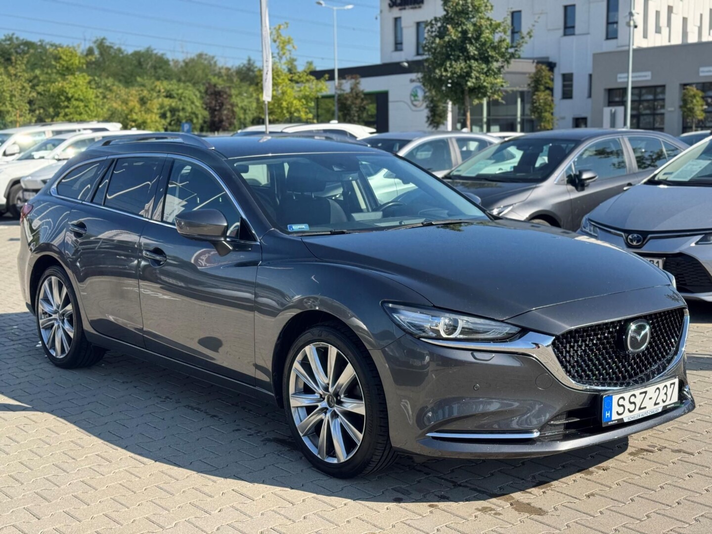 Mazda 6