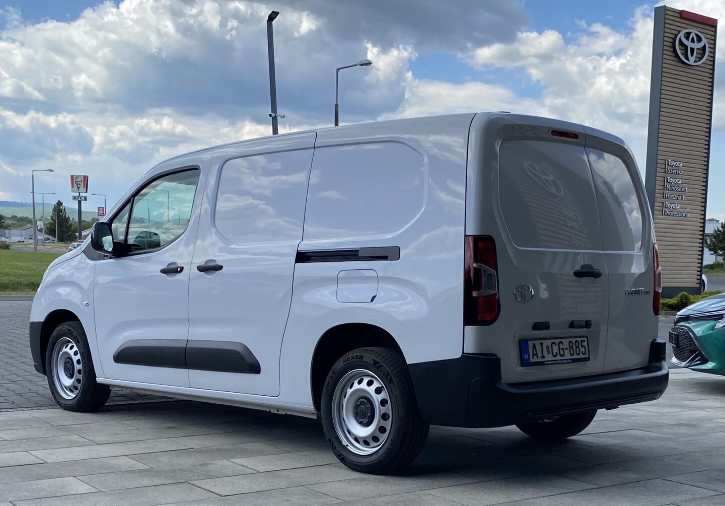 Toyota PROACE