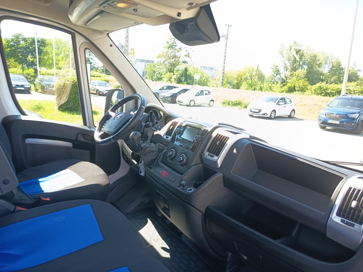 Opel Movano