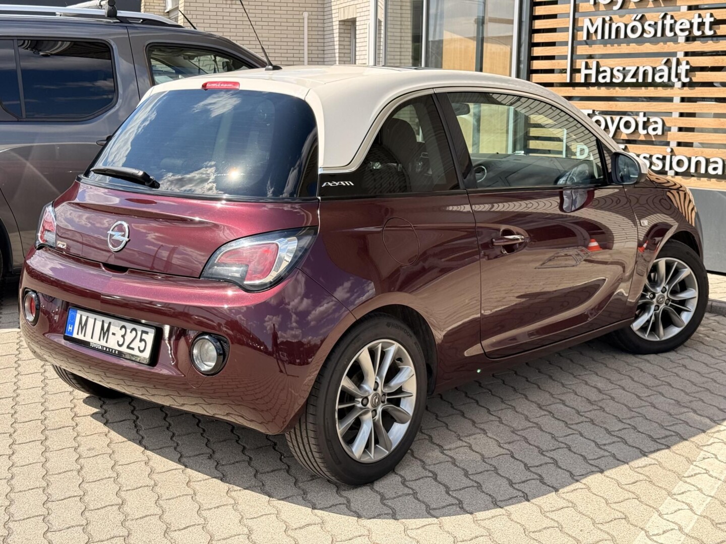 Opel Adam