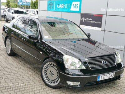 Lexus LS