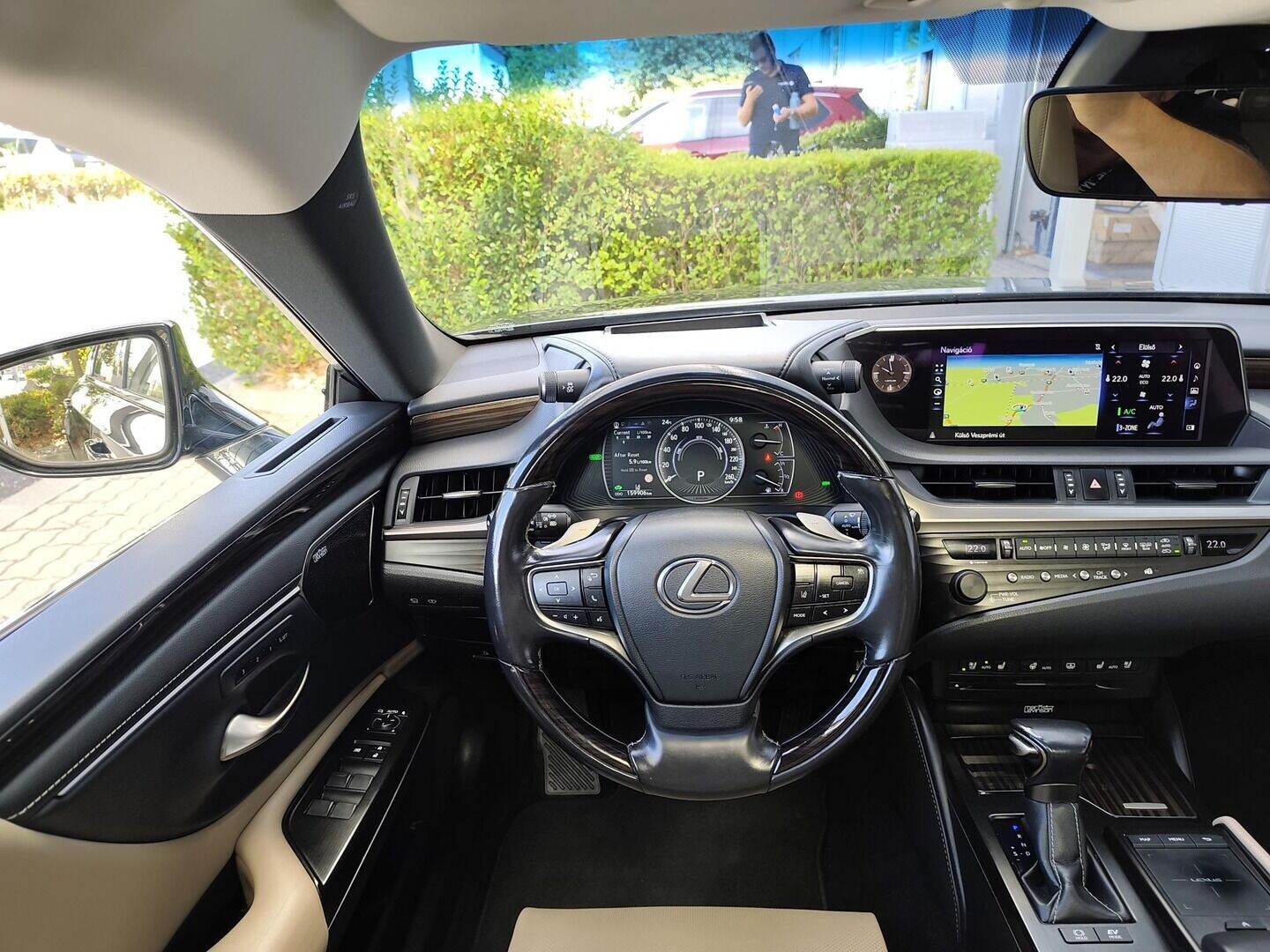 Lexus ES