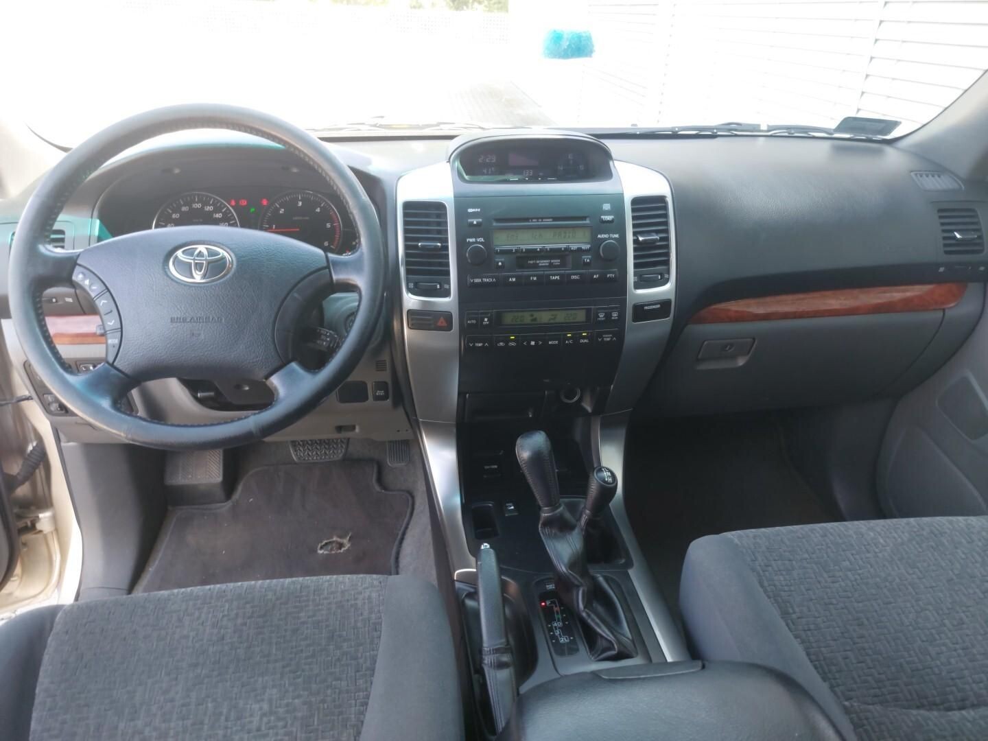 Toyota Land Cruiser