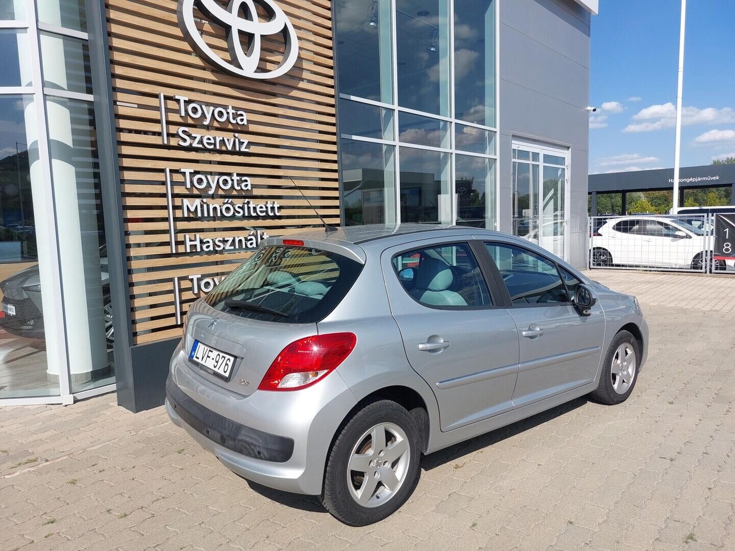 Peugeot 207