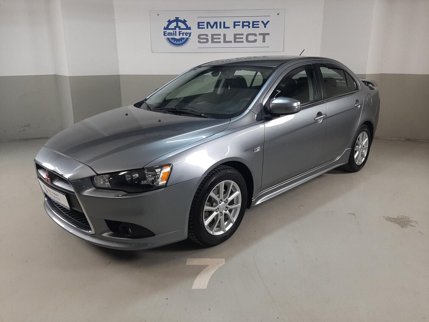 Mitsubishi Lancer