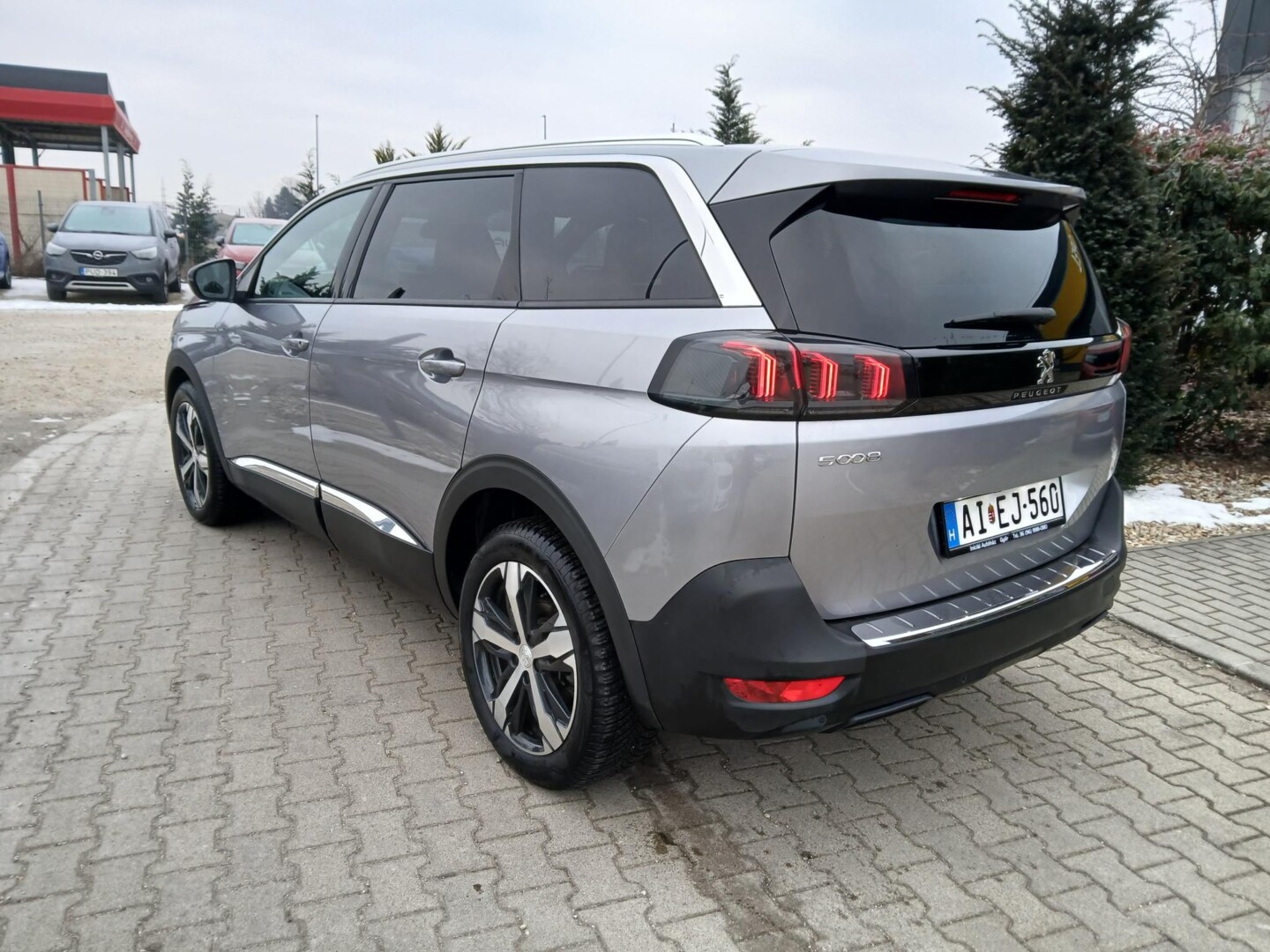 Peugeot 5008
