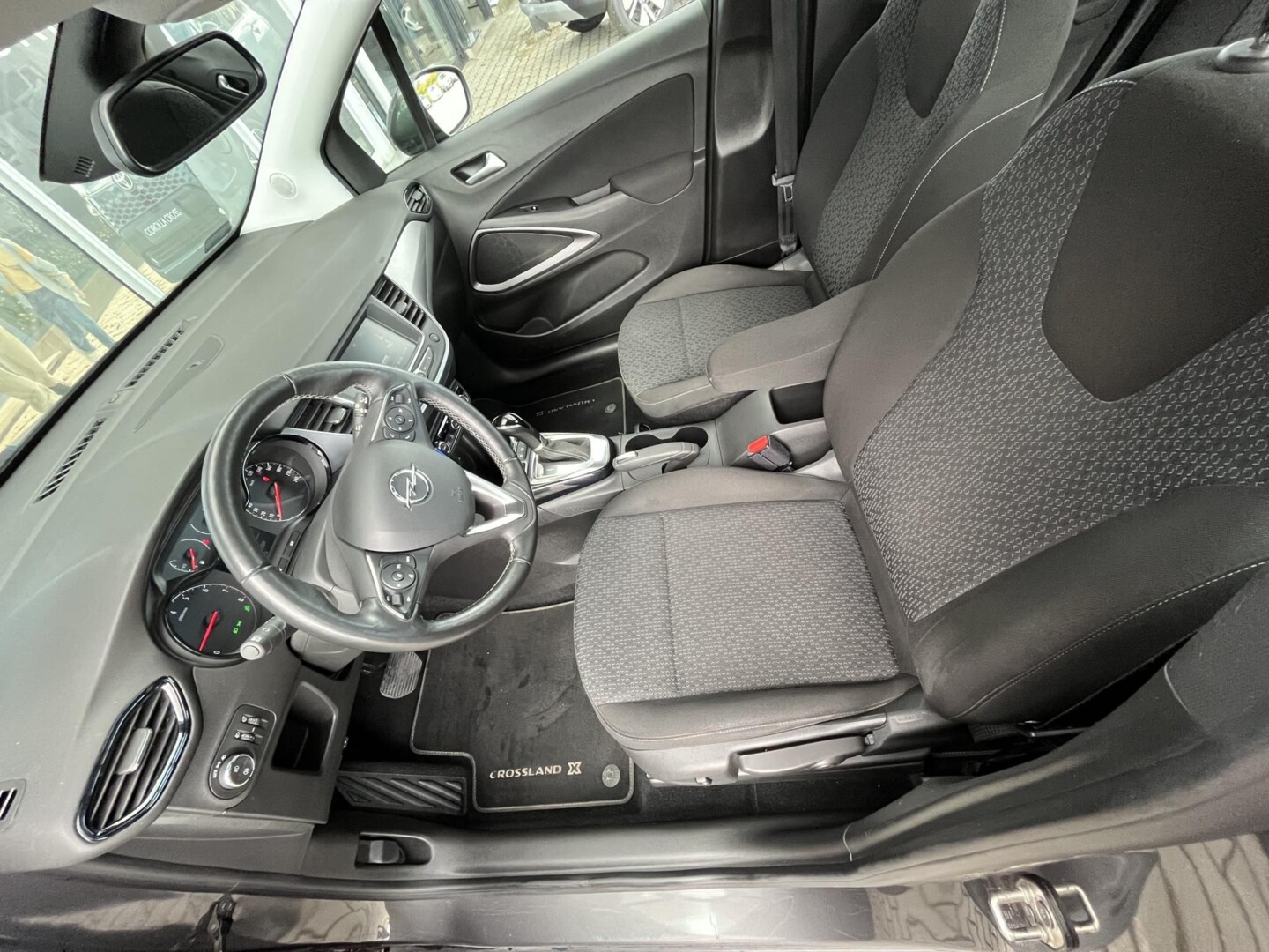 Opel Crossland X