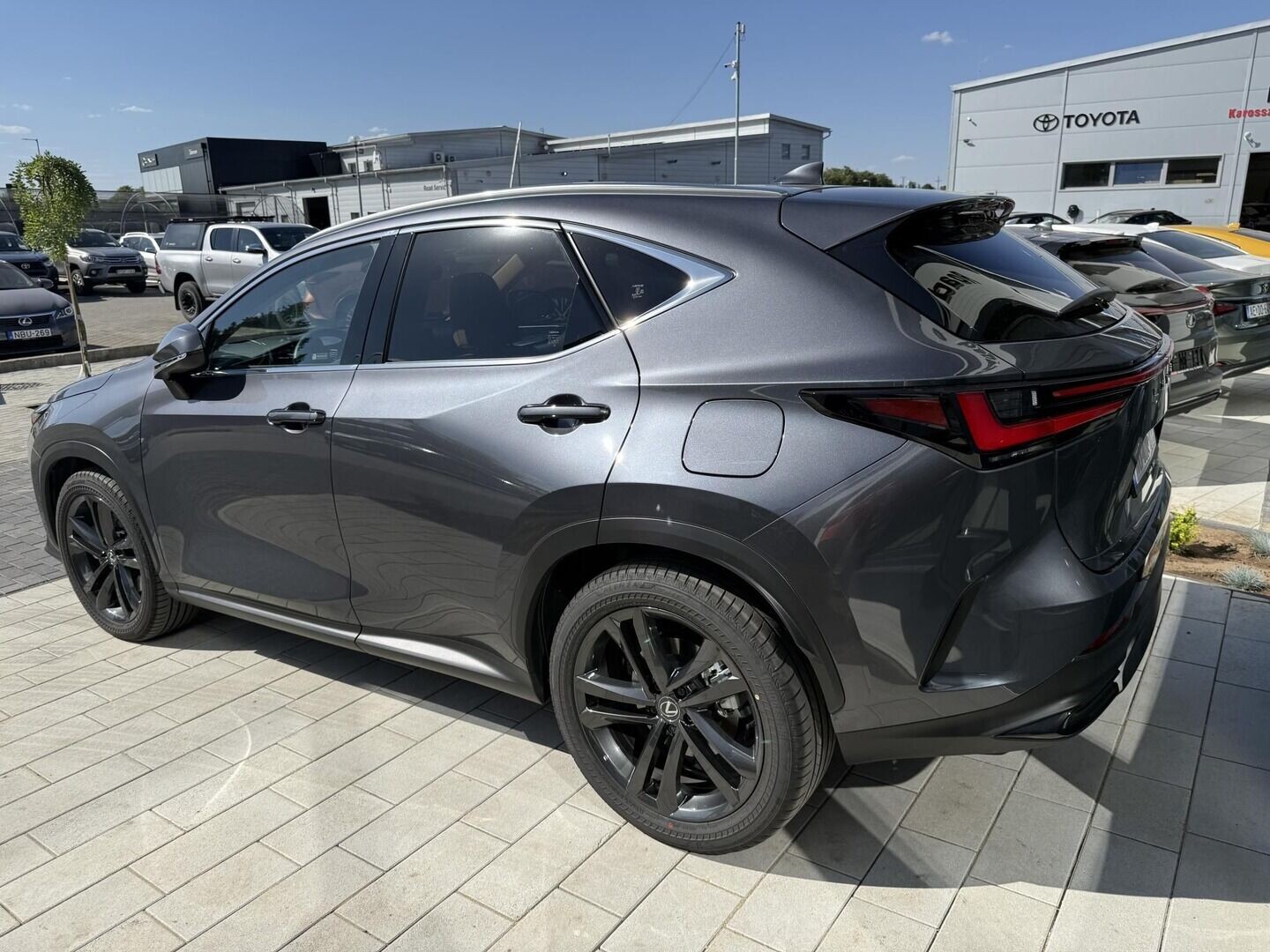 Lexus NX