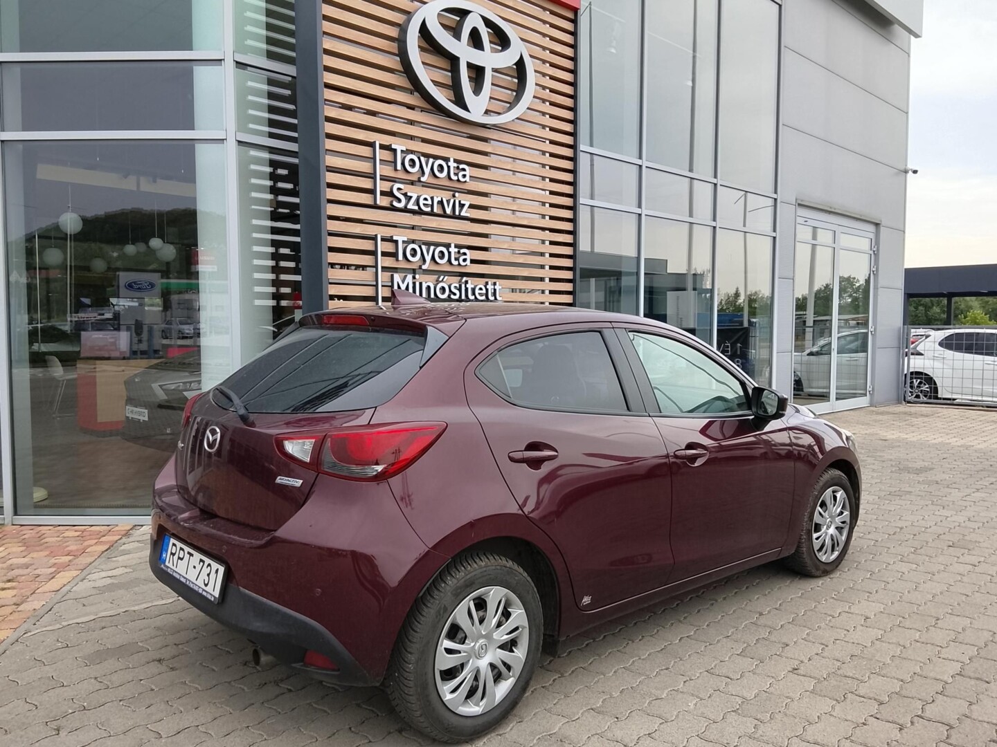 Mazda 2