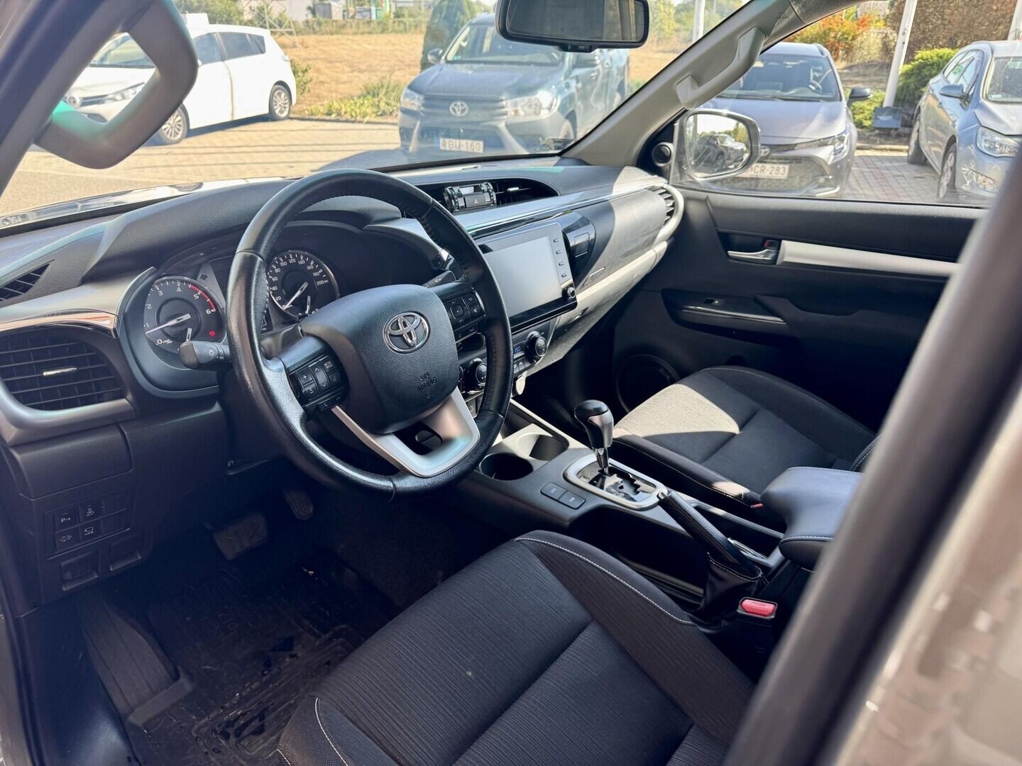 Toyota Hilux