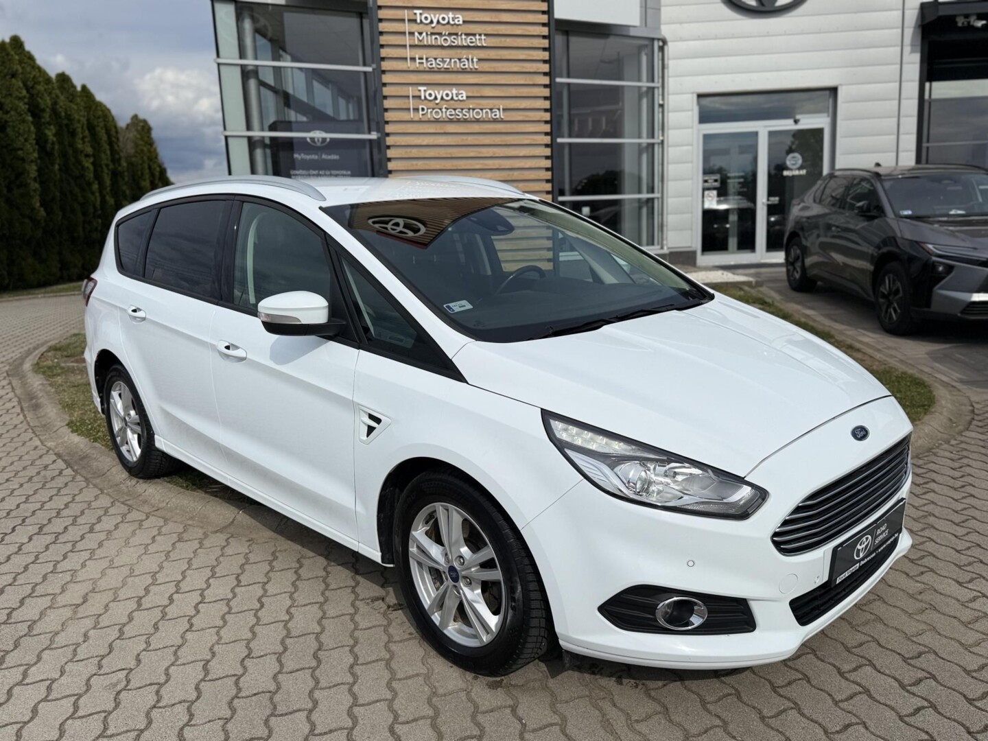 Ford S-Max