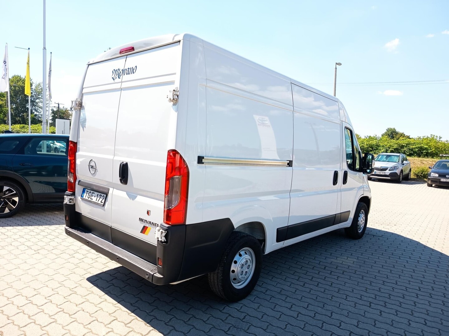 Opel Movano