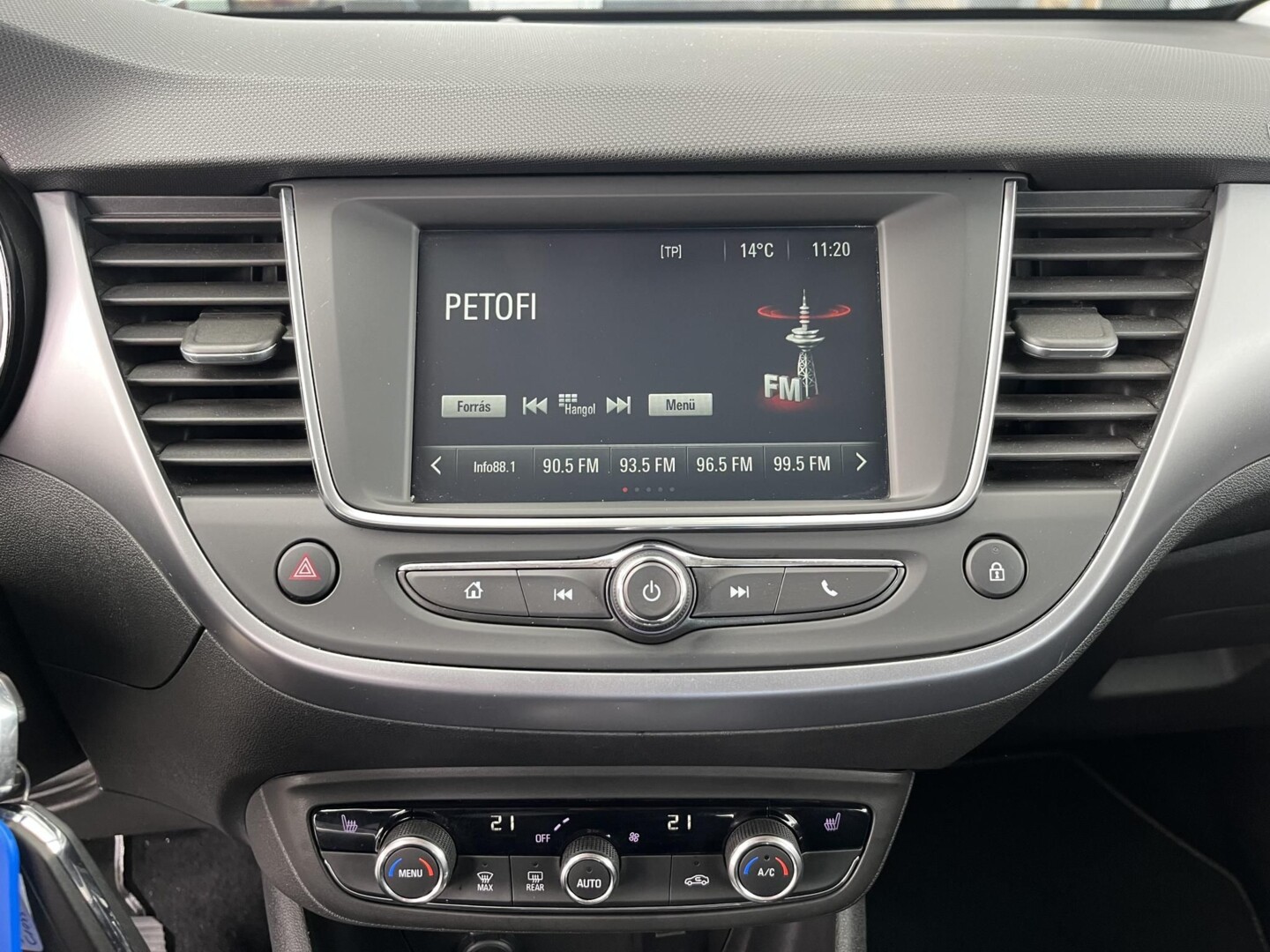 Opel Crossland X