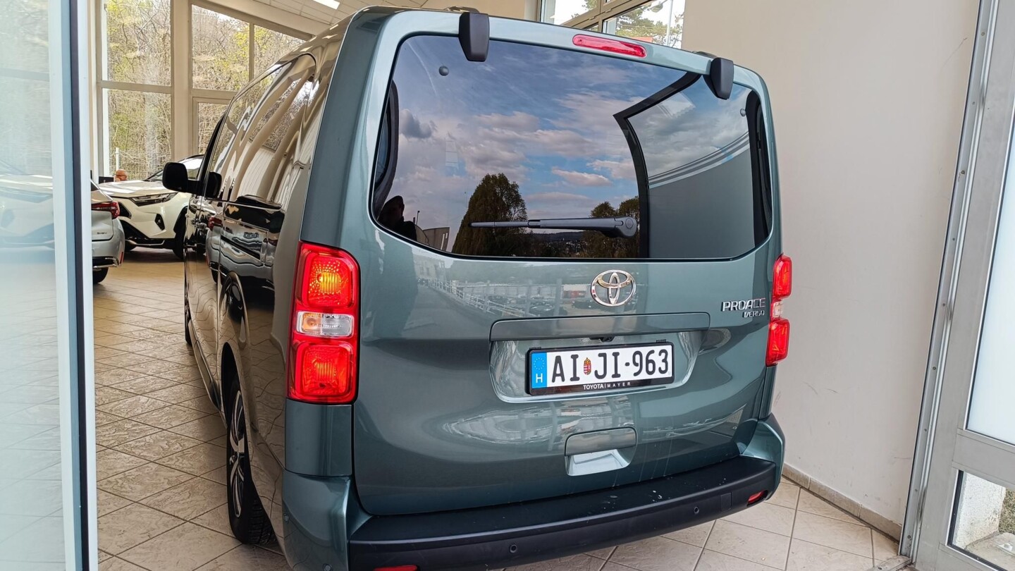 Toyota PROACE