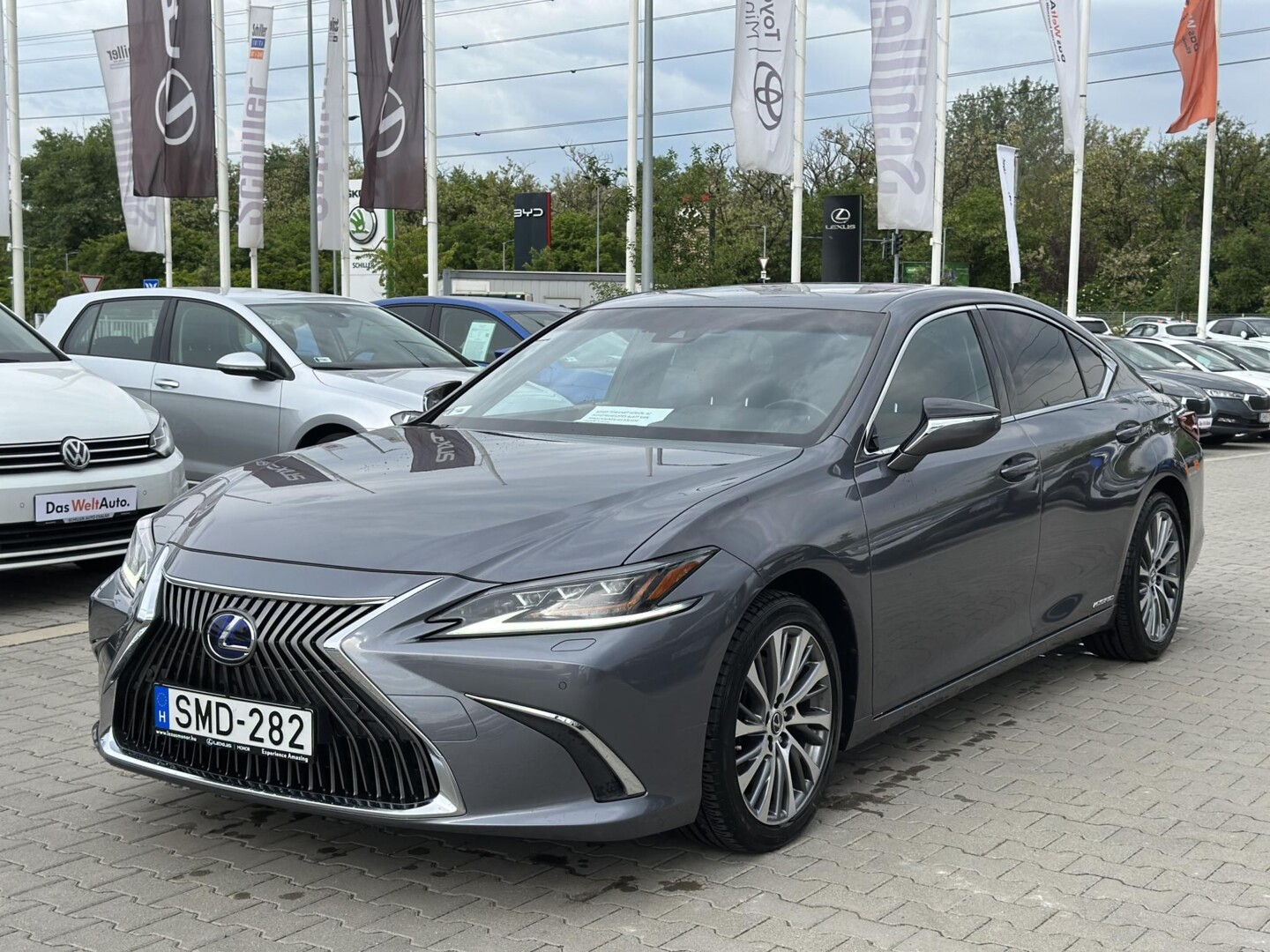 Lexus ES
