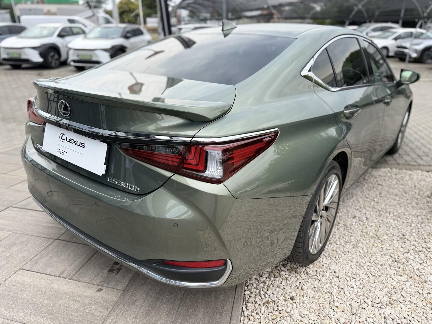 Lexus ES
