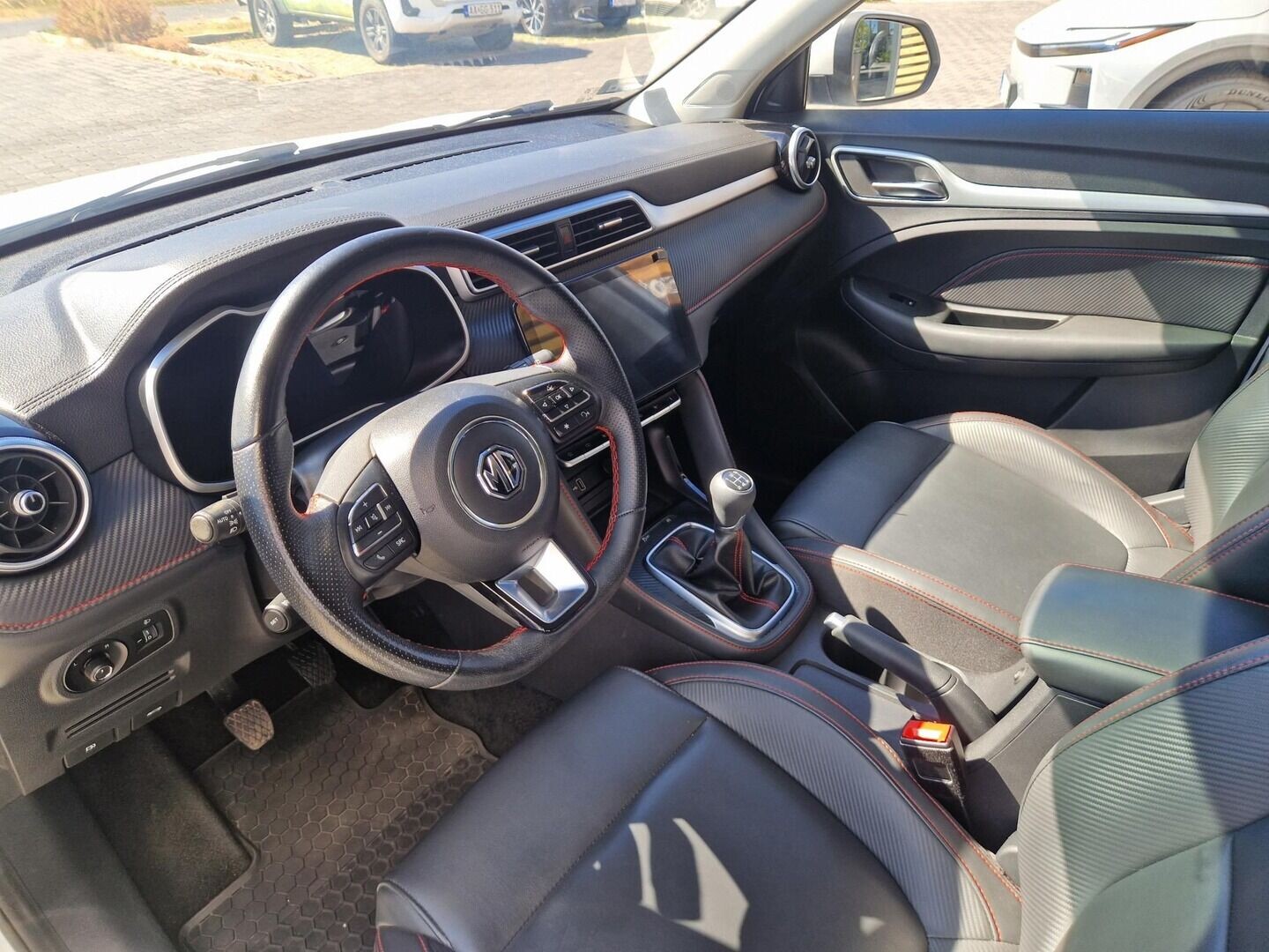 MG ZS