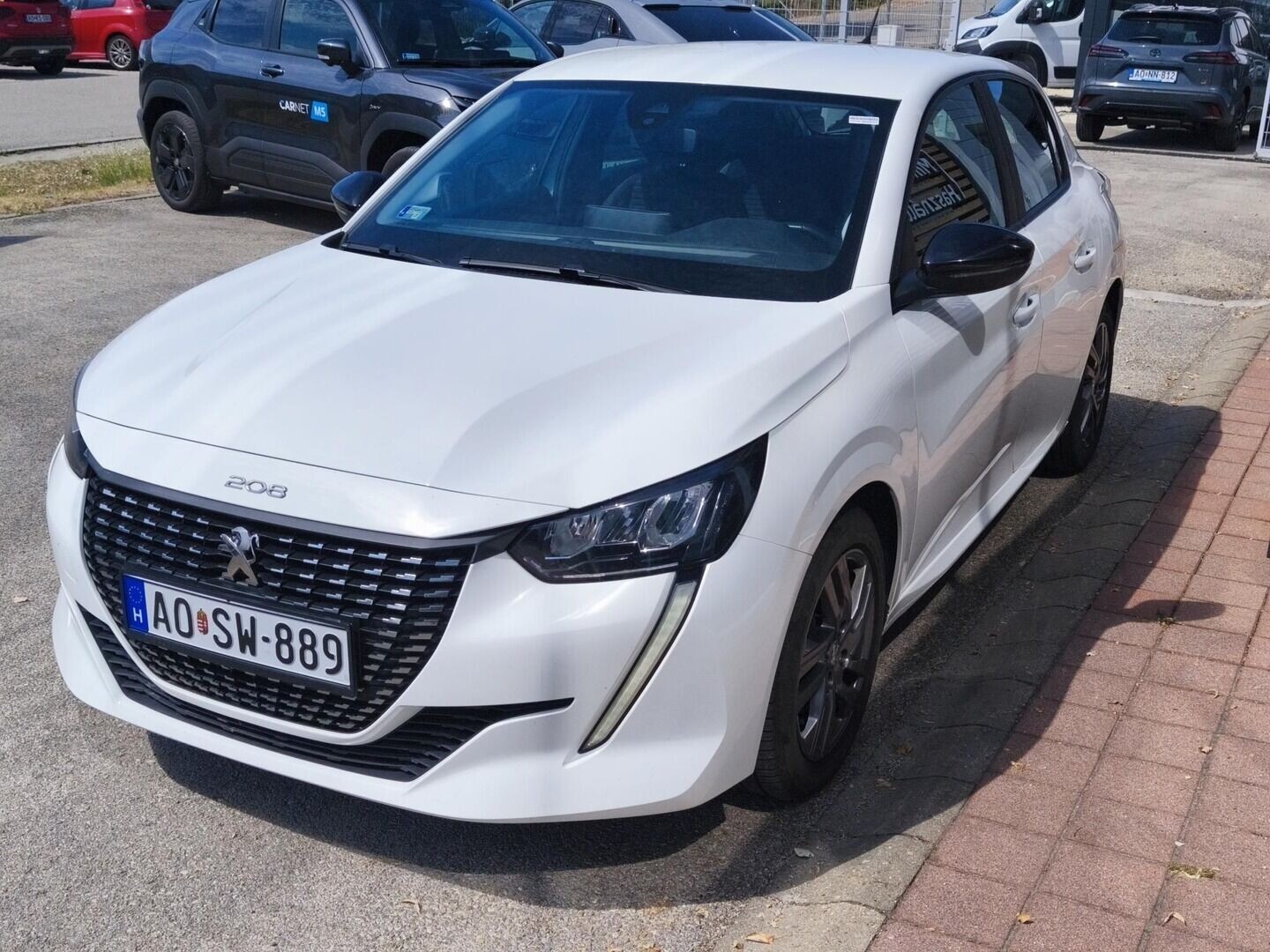 Peugeot 208