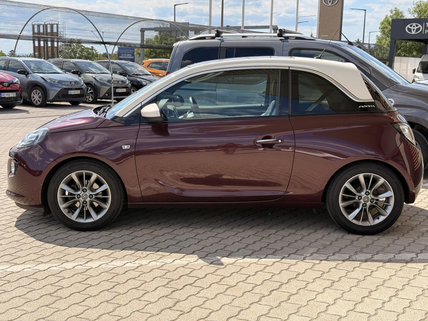 Opel Adam