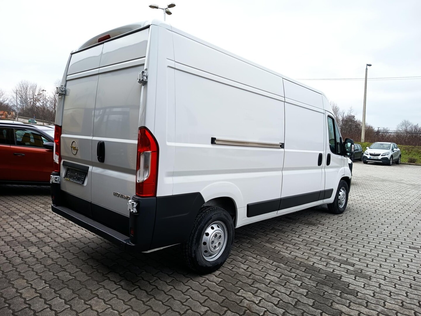 Opel Movano