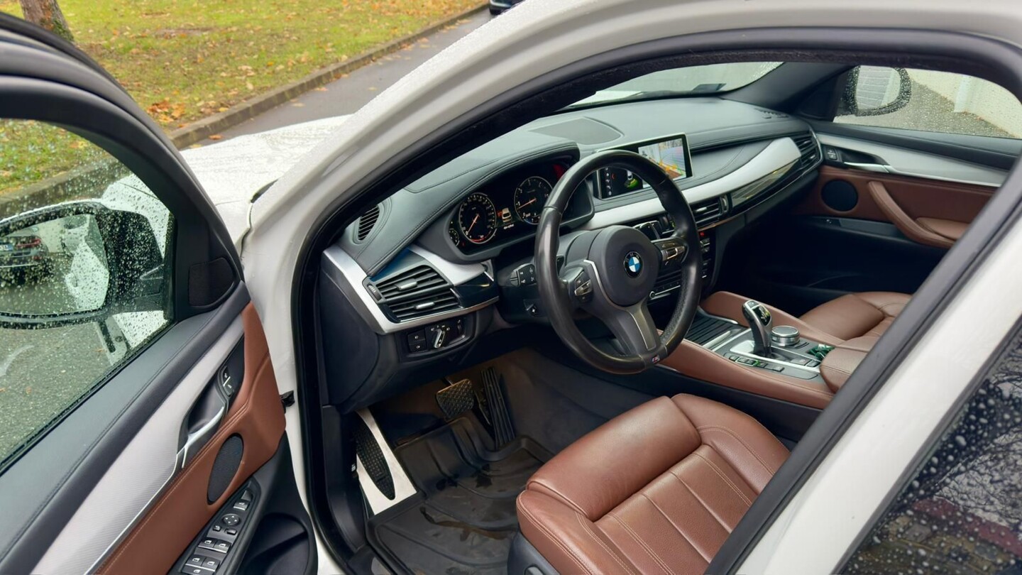 BMW X6