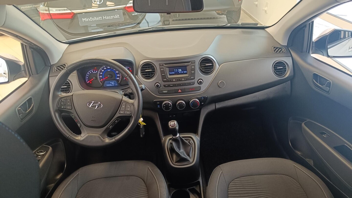 Hyundai i10