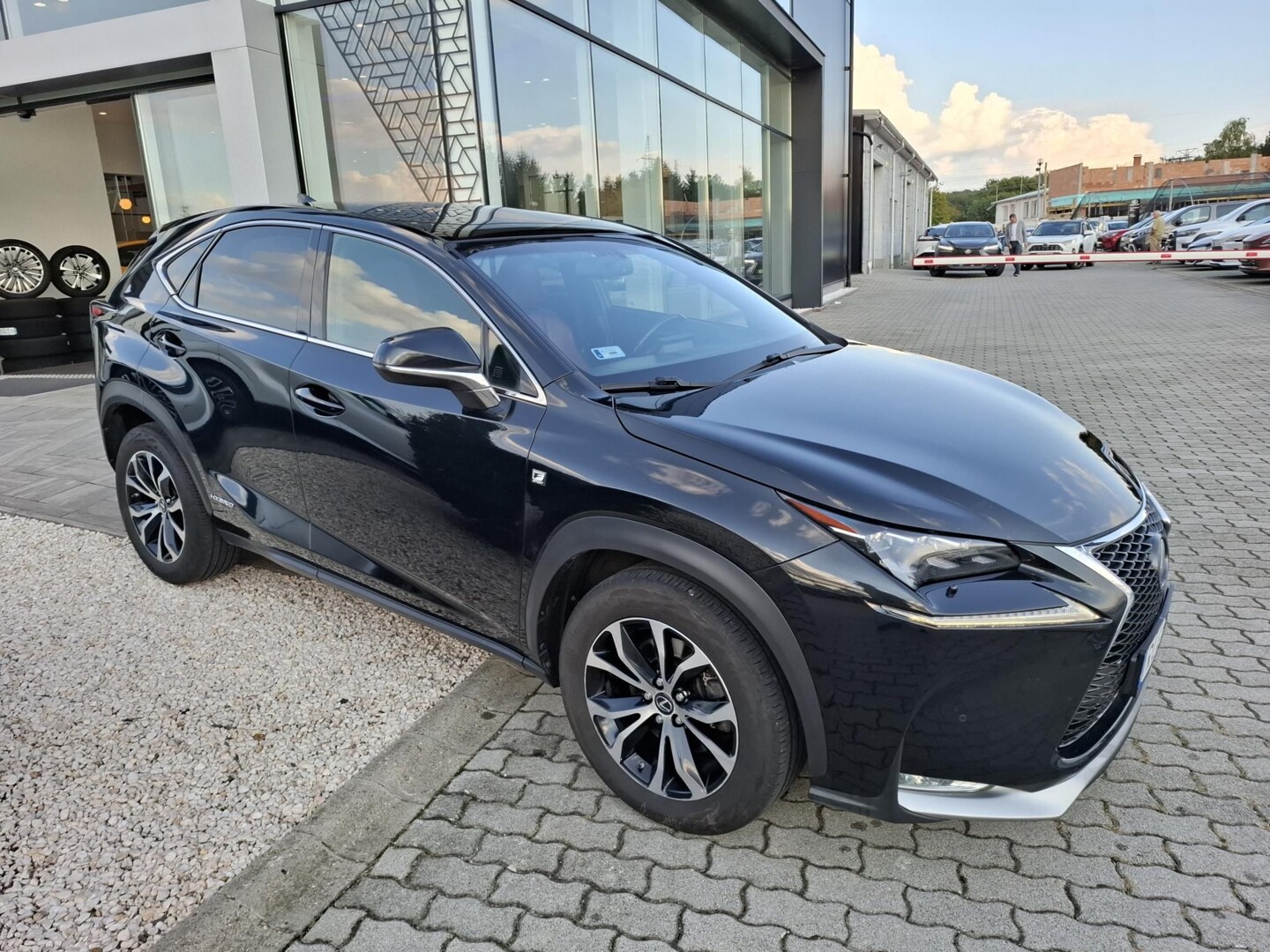 Lexus NX